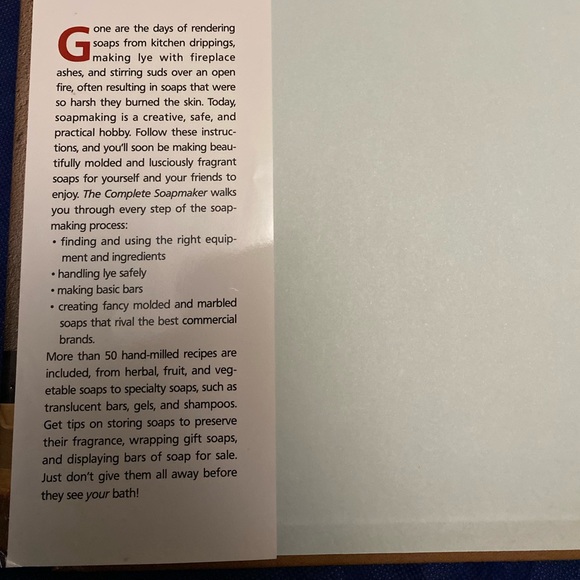 🧼 The Complete Soapmaker Book by Norma Coney Learn How to Make Soap! 🧼 - Picture 3 of 7